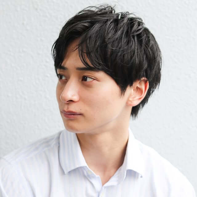 ビジネスで好印象を与えるナチュラルヘア ビジネスで好印象を与えるナチュラルヘア