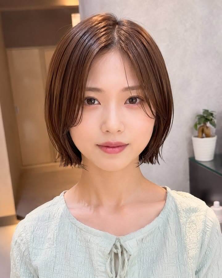 30代ママ向き顔周りレイヤーボブヘアスタイル 30代ママ向き顔周りレイヤーボブヘアスタイル