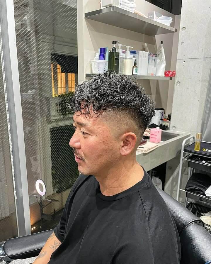 清潔感のあるイケオジパーマ髪型 清潔感のあるイケオジパーマ髪型
