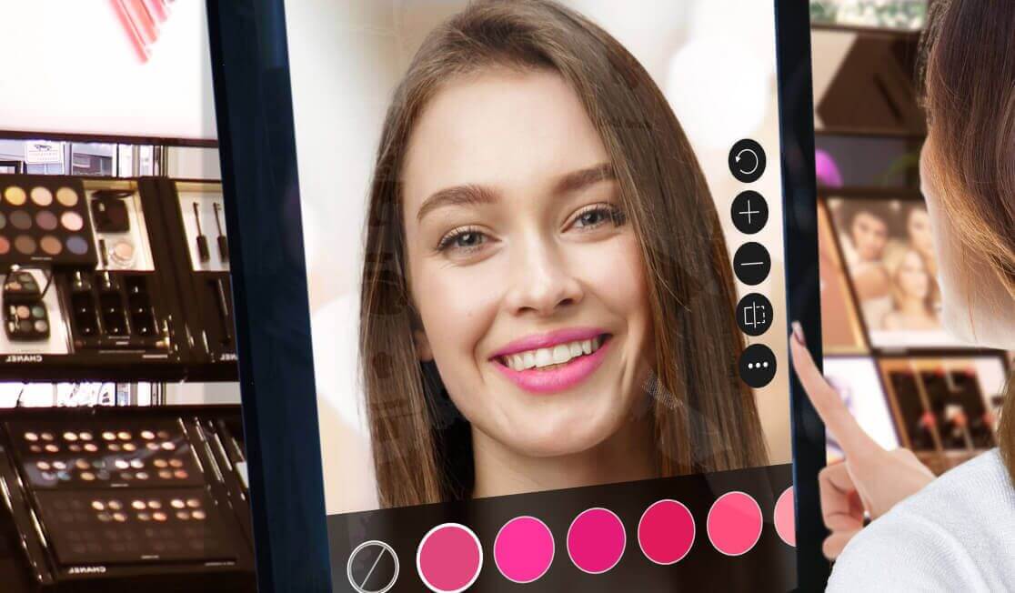 YouCam Makeup virtual try-on for face-shape-tailored contour and looks