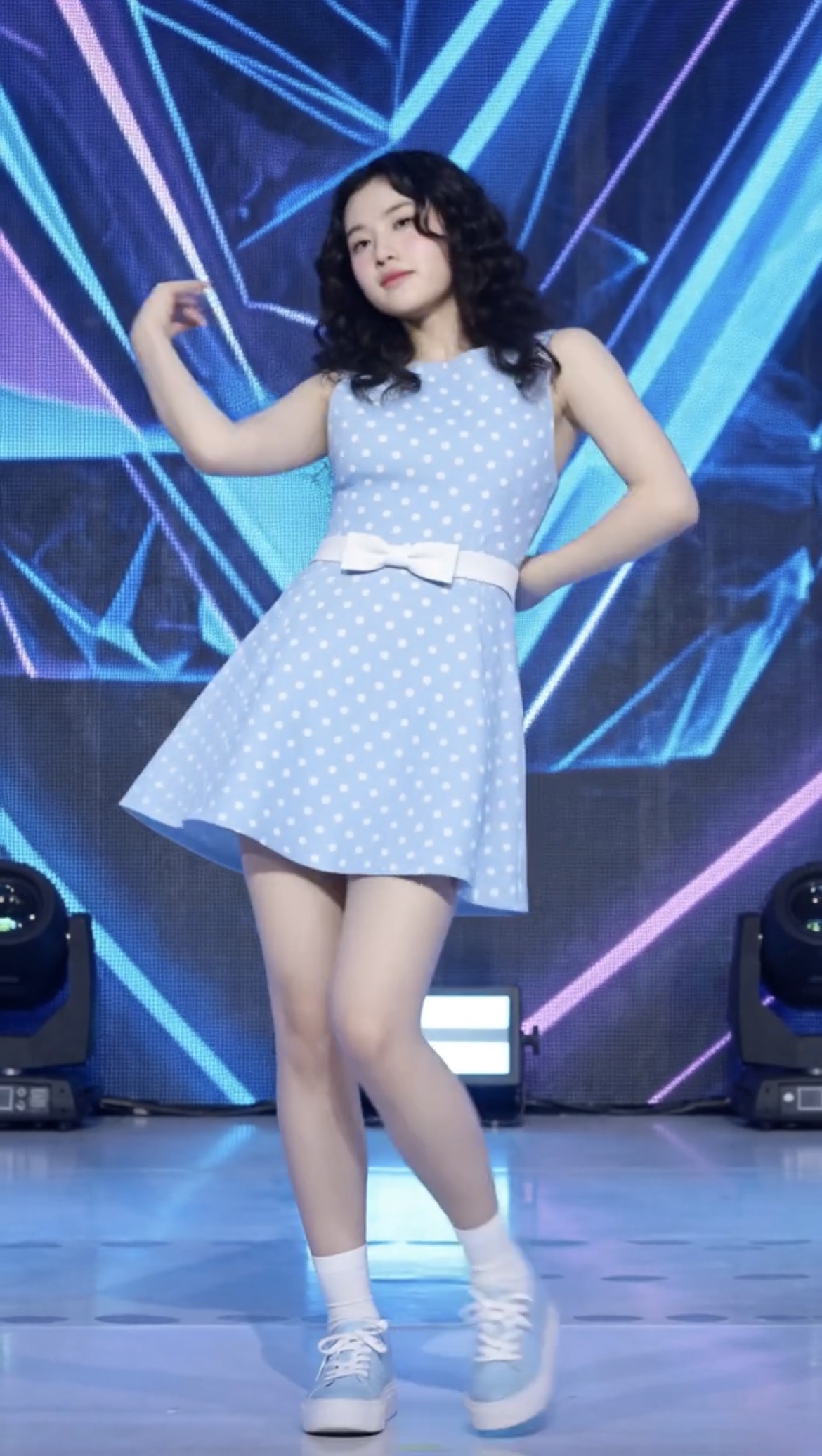 参考のダンス動画