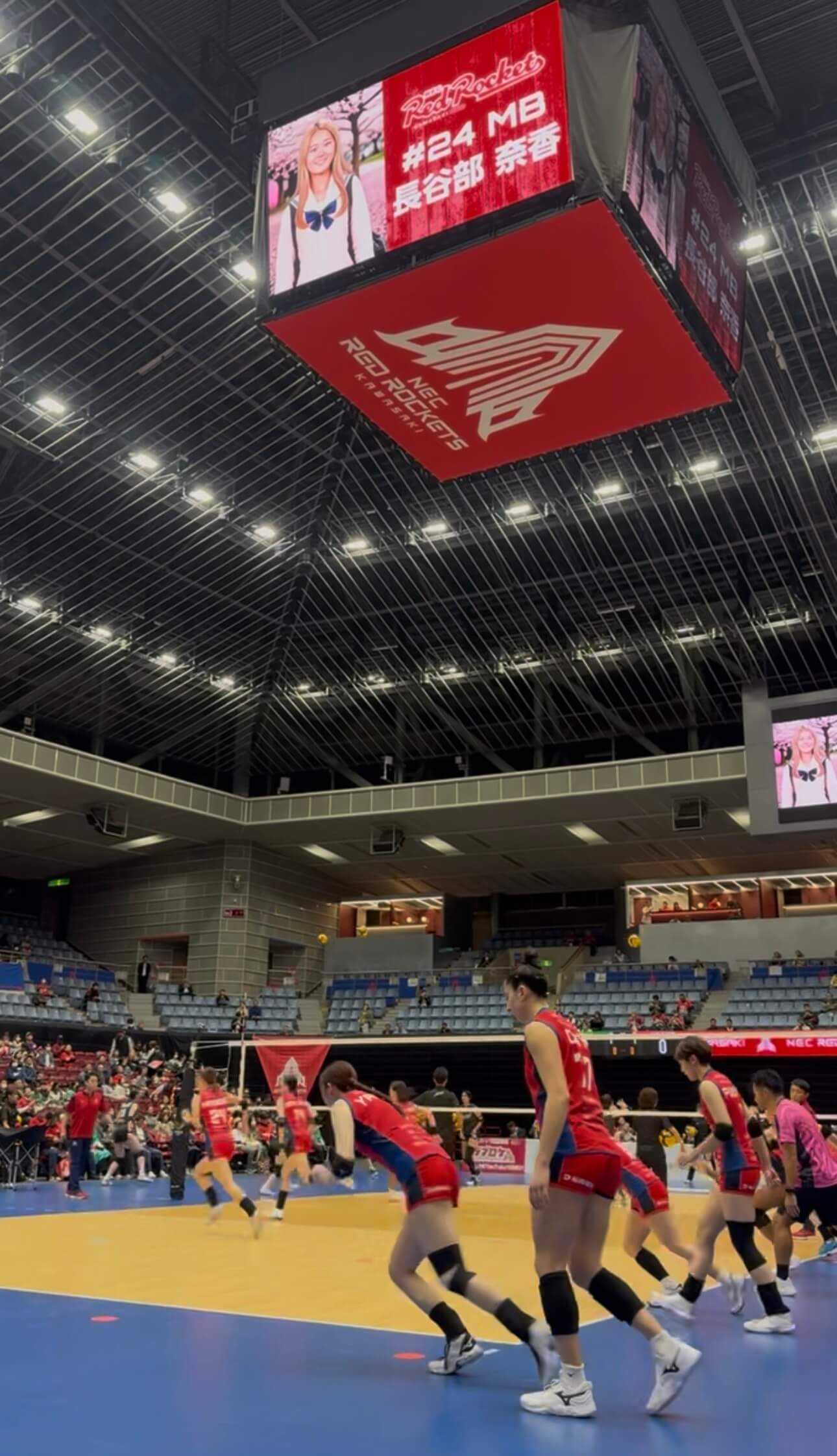 大型ビジョンでの選手紹介