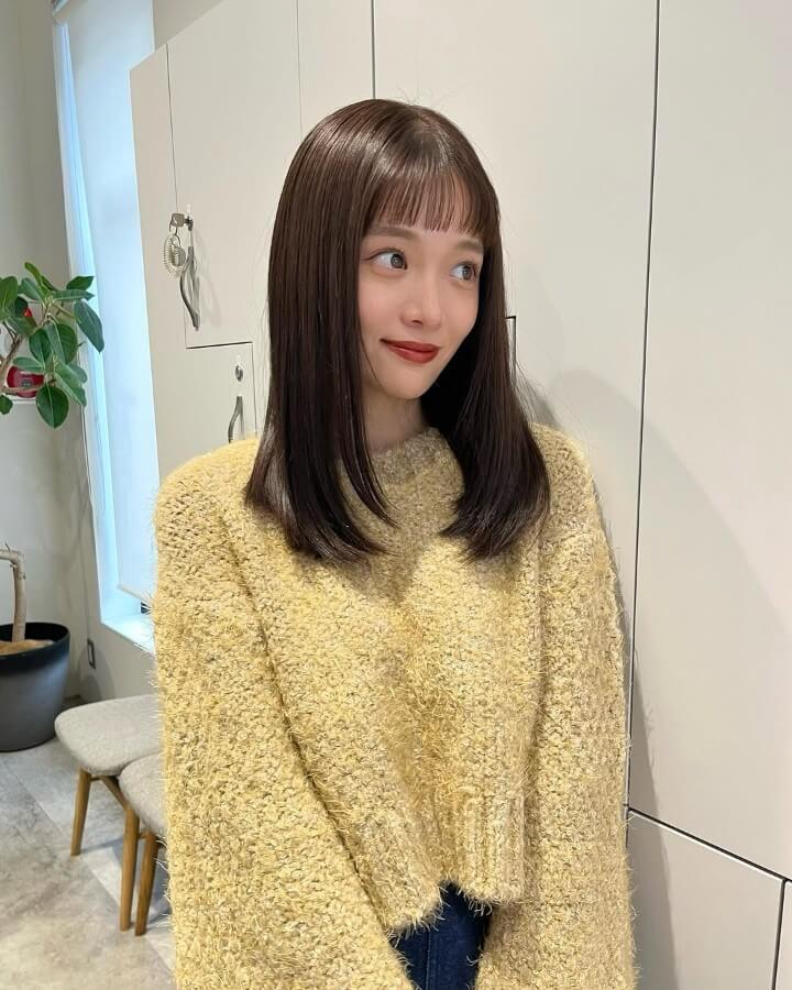 丸型|ぱっつん前髪おすすめ(顔型別) 丸型 ぱっつん前髪(顔型別おすすめ)
