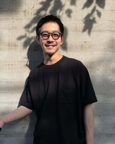 髭に似合う無造作ショートの髪型 髭に似合う無造作ショートの髪型