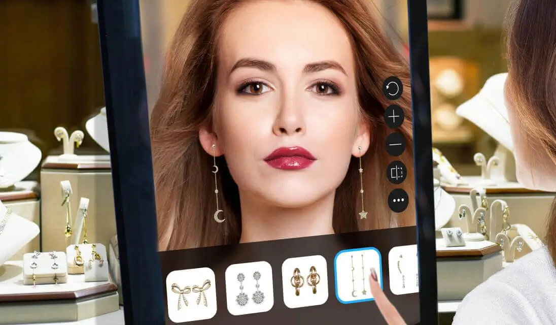 Ear piercing diagram builder embedded in a jewelry e-commerce product page